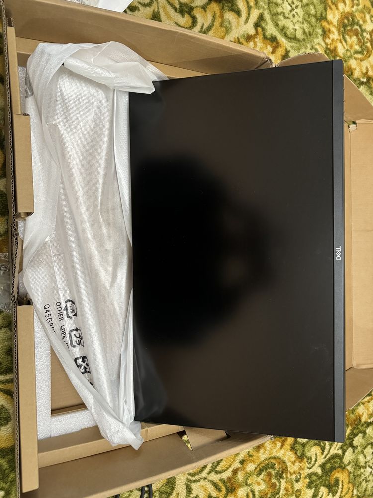 Монітор 27" Dell P2720D