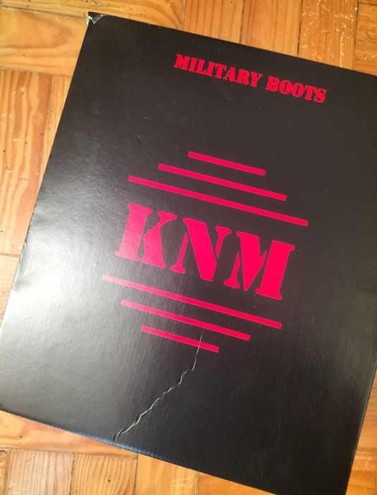 Botas KNM Ranger, com fecho lateral