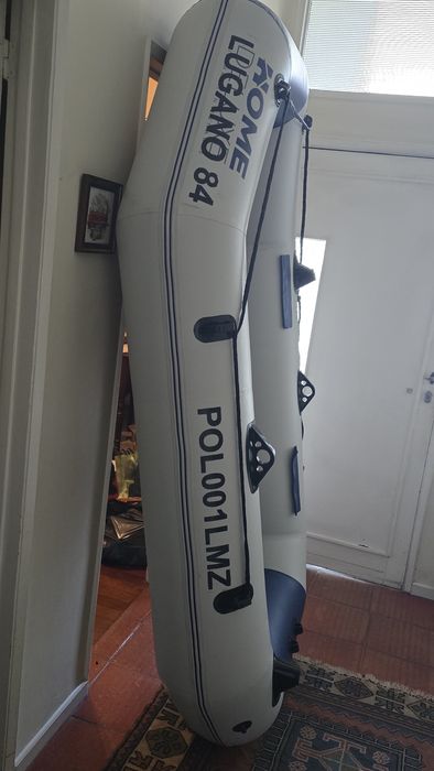 Barco insuflável motor