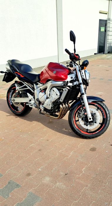 Zadbana  Yamaha Fz6n