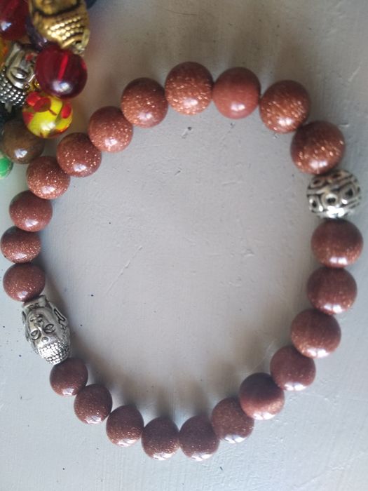 Várias Pulseiras: vulcânicas de lava e pedras naturais, etc veja fotos