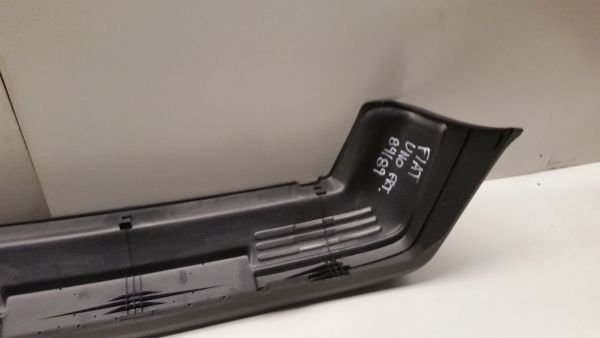 Pára-choques frente FIAT Uno (146_)