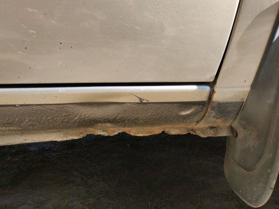 Форд галаксі 2004 року , 1.9 тді 275000 тис. 2800$