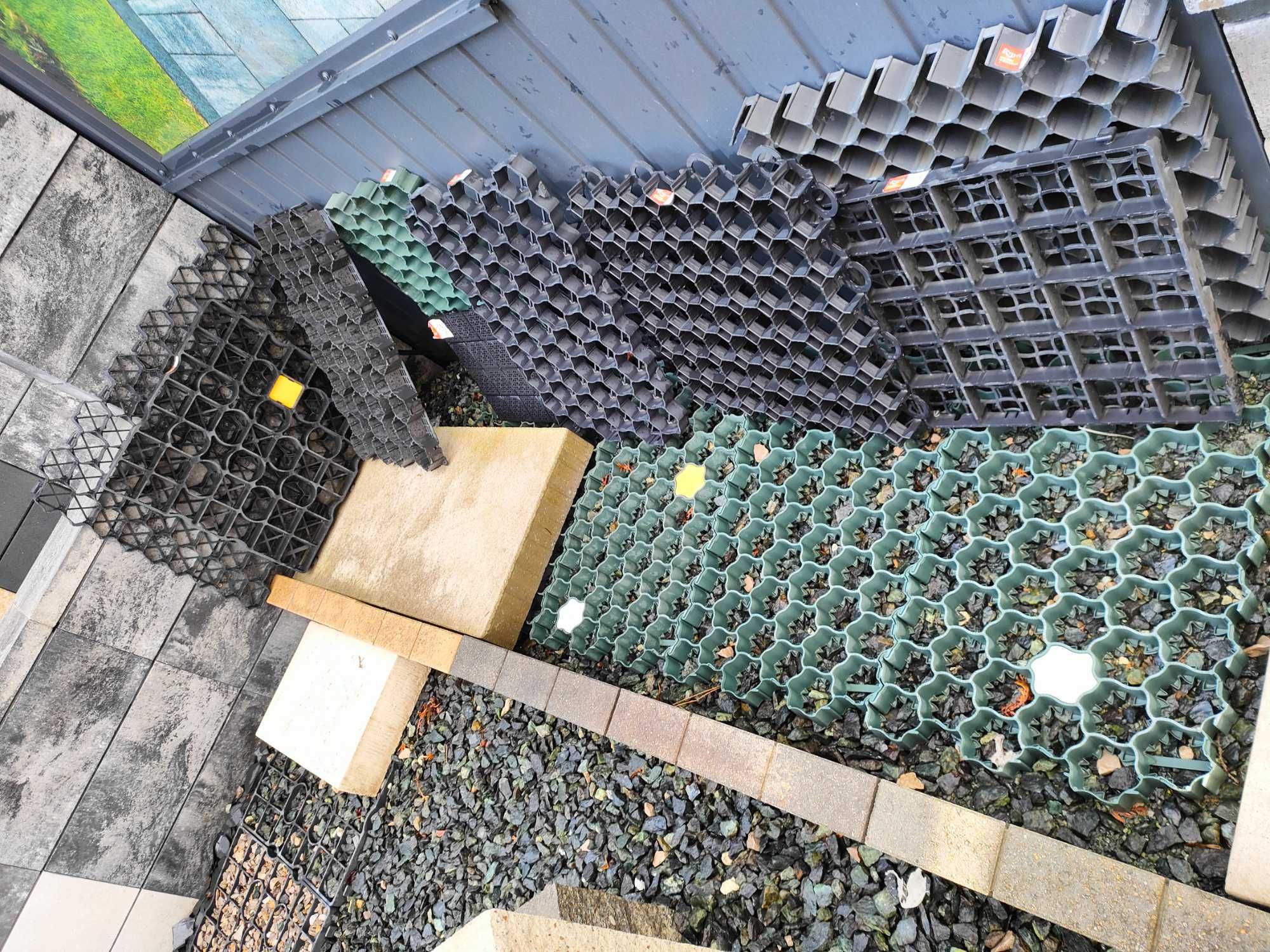 Kratka plastikowa parkingowa pod robota trawnikowa 50x50