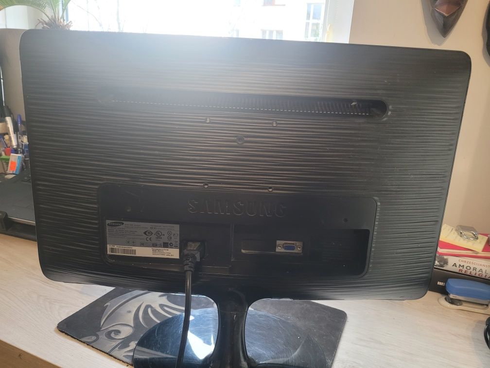 Monitor komputerowy Samsung 21 cali
