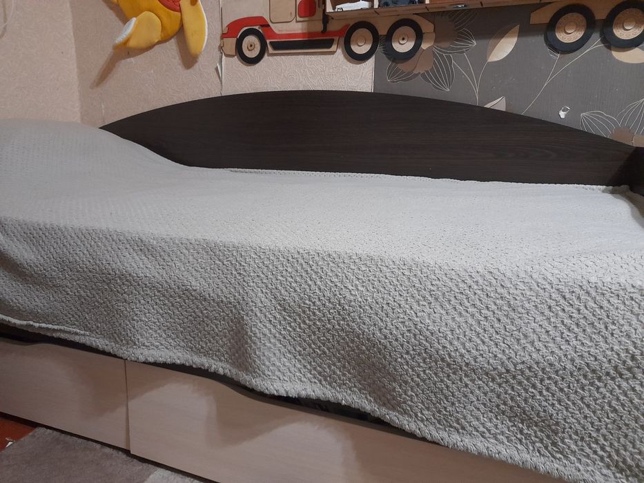 Терміново   Ліжко дитяче  кровать