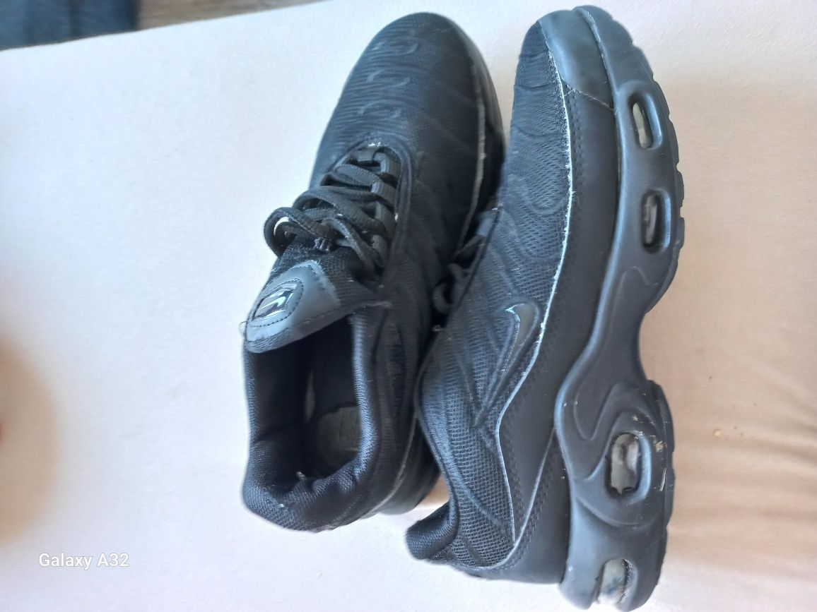 Nike Air Max Plus Tn buty męskie czarne rozmiar 39.