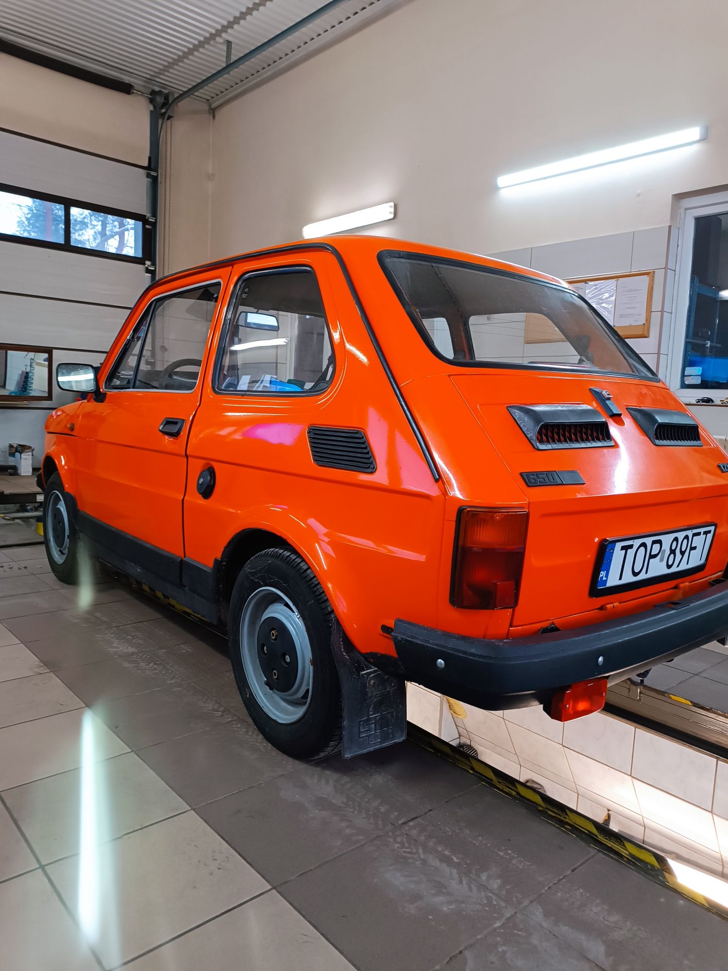 Fiat 126p z 1985r.-mandarynka