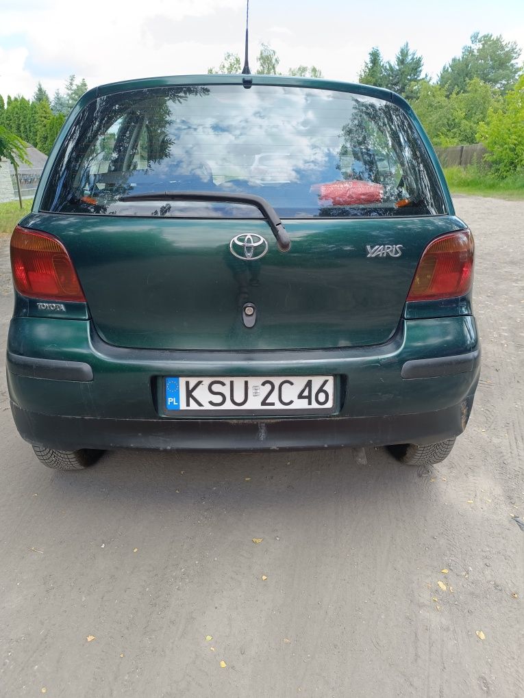 Sprzedam Toyotę Yaris 1 generacji z silnikiem. 1.4d