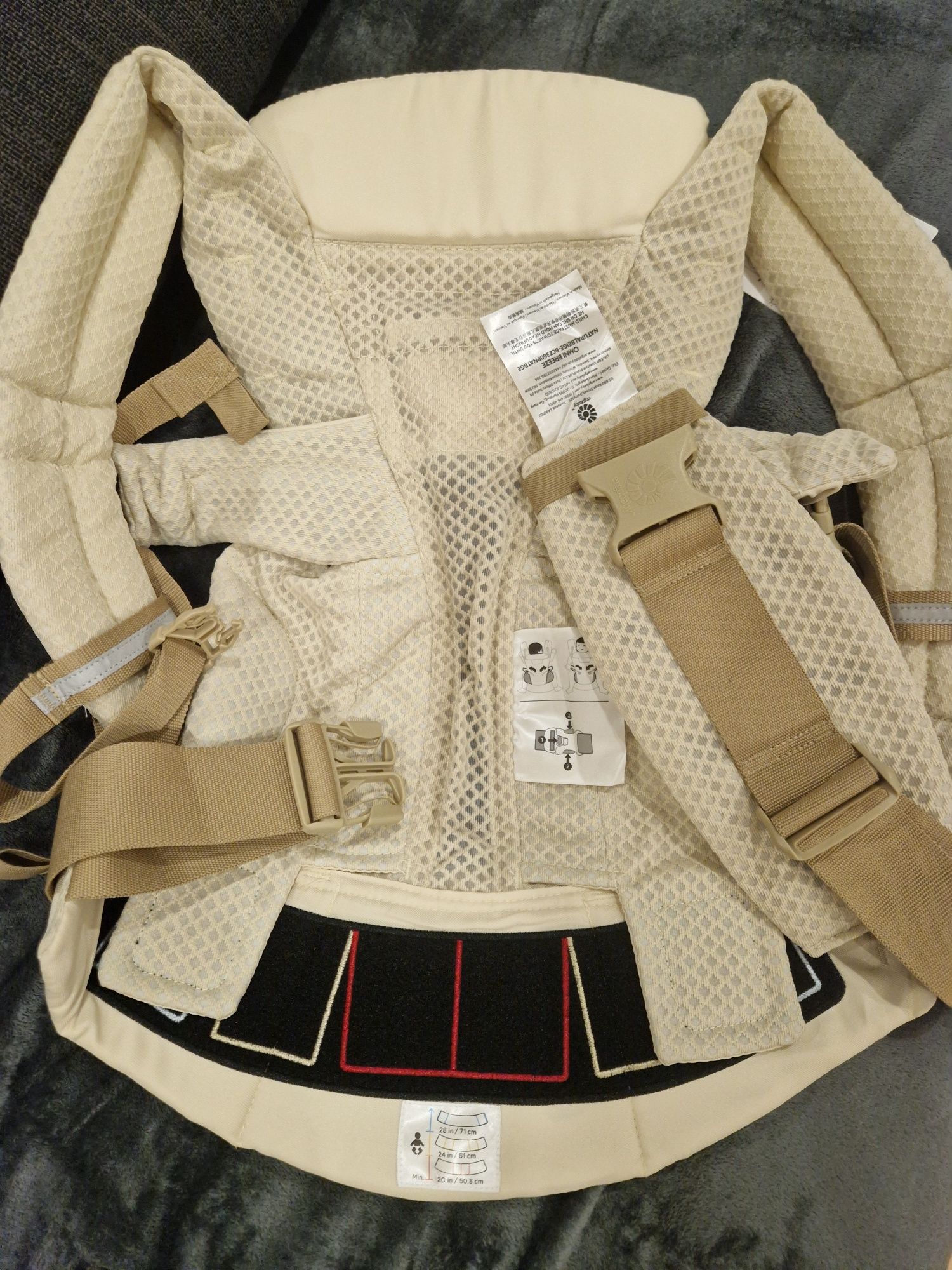 Ergobaby omni breeze