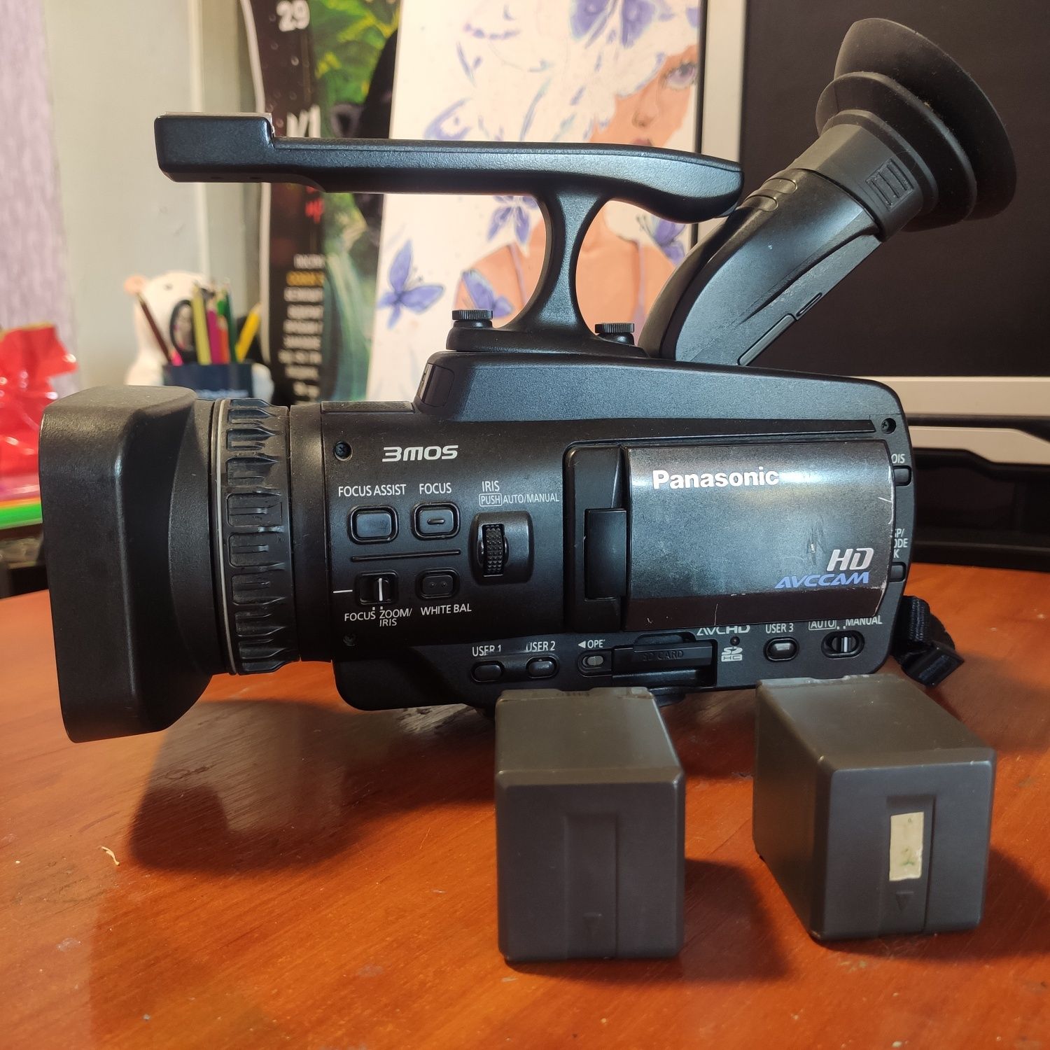 Відеокамера Panasonic AG-HMC41E