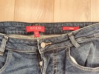 Spodnie marki Guees Tapered