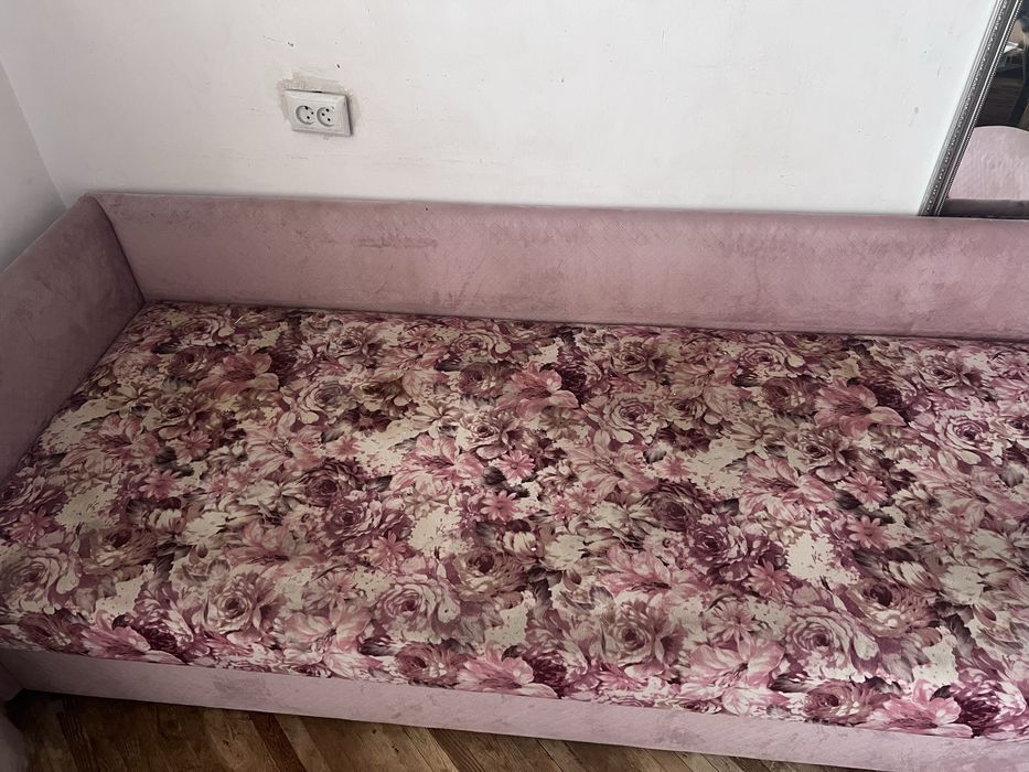 Диван ліжко софа