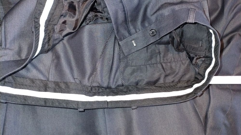 Garnitur Ferrano r. 54 (176) wełna+ jedwab