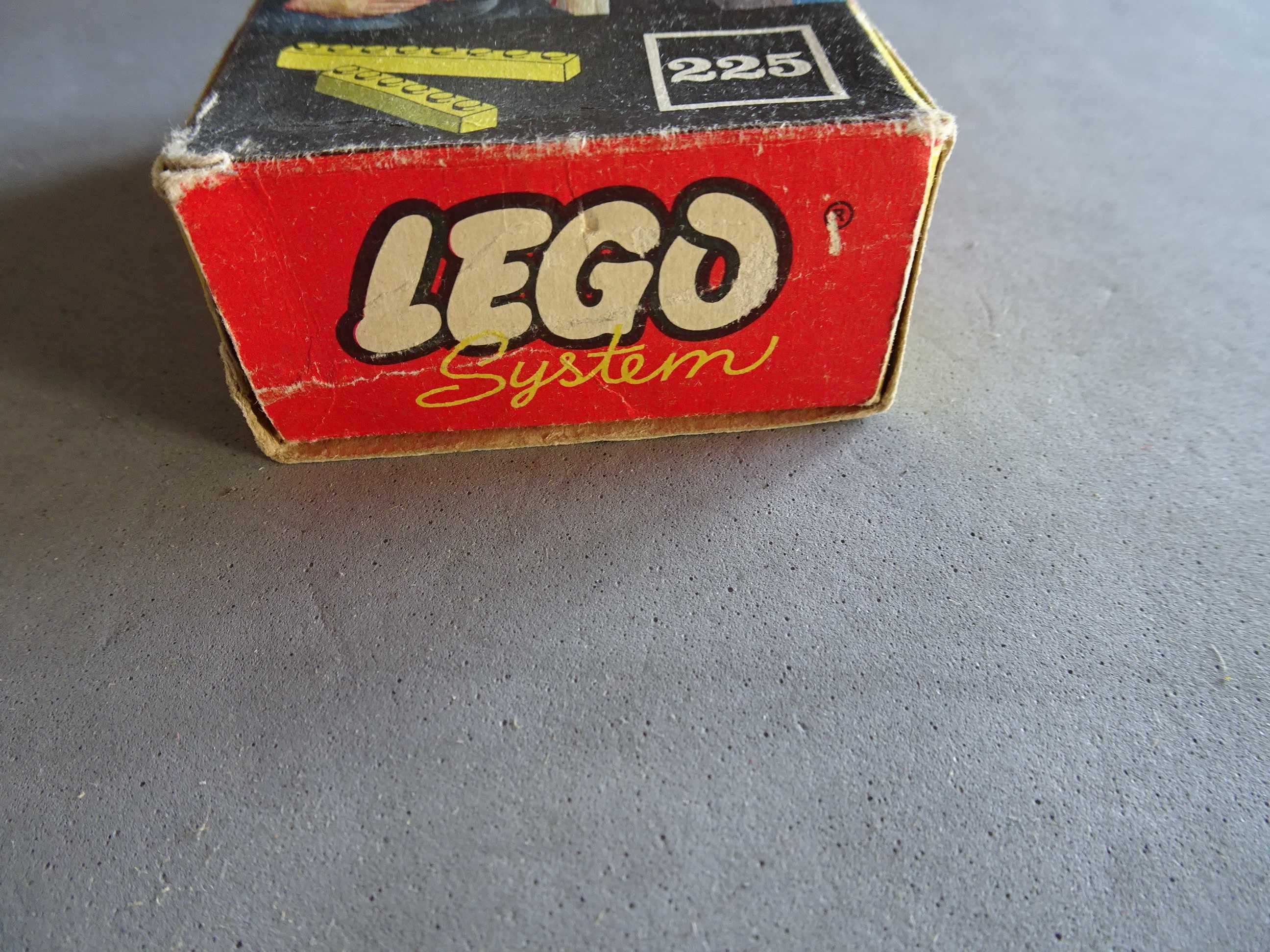 Caixa antiga Lego System 225
