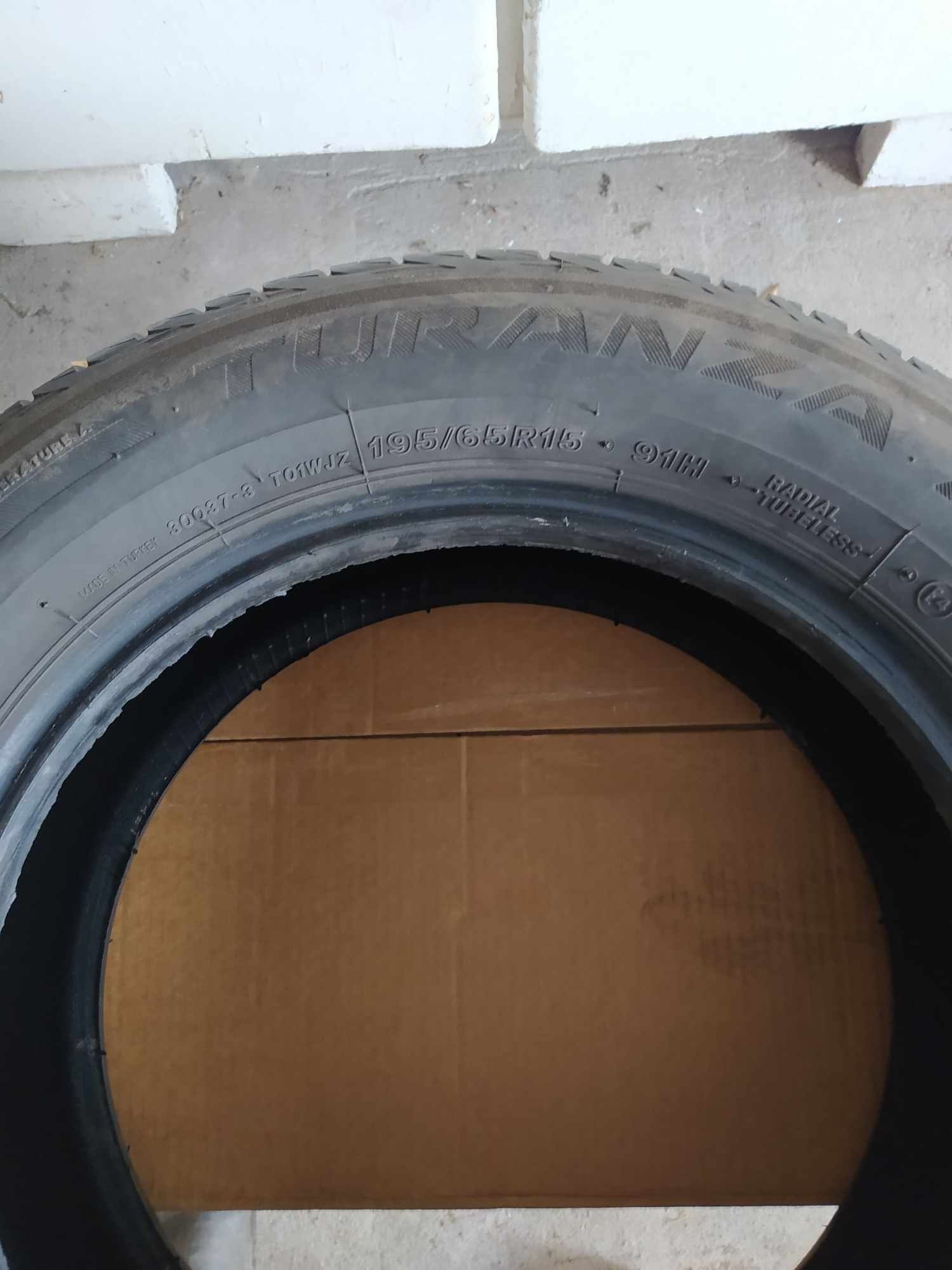 Opony Bridgestone Turanza T001 195/65/R15