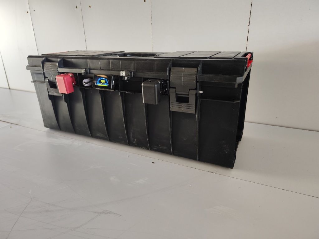 Niskonapięciowe magazyny energii 24v 6kWh z możliwością rozbudowy