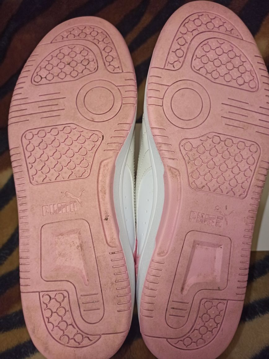 Кеди Puma Rebound Joy Low 41-42 унісекс пума рожеві кросівки білі