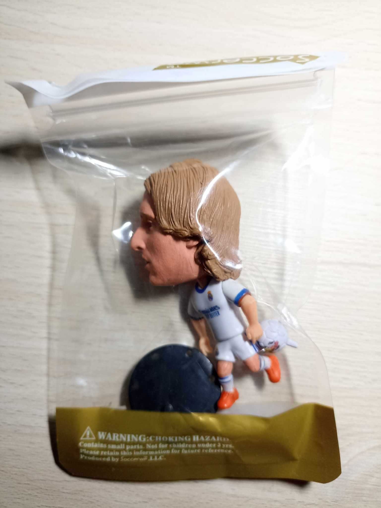 Figurka piłkarz Luka Modrić 2201