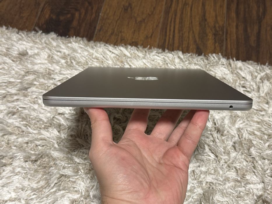 Ноутбук Appe MacBook air m3 16 256 silver, гарний стан. На гарантії!