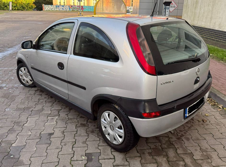 Opel Corsa C //2003// technicznie bez wkladu//
