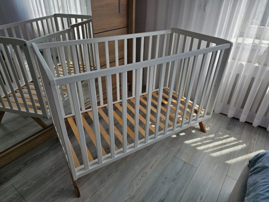Łóżeczko Babysense Luna 7, materacem, prześcieradło, monitor oddechu