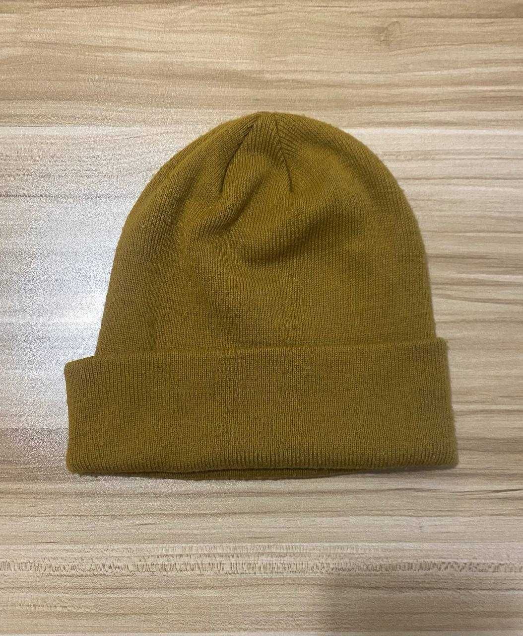 Czapka musztardowa H&M