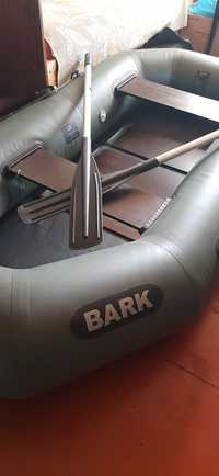 Лодка BARK B-240