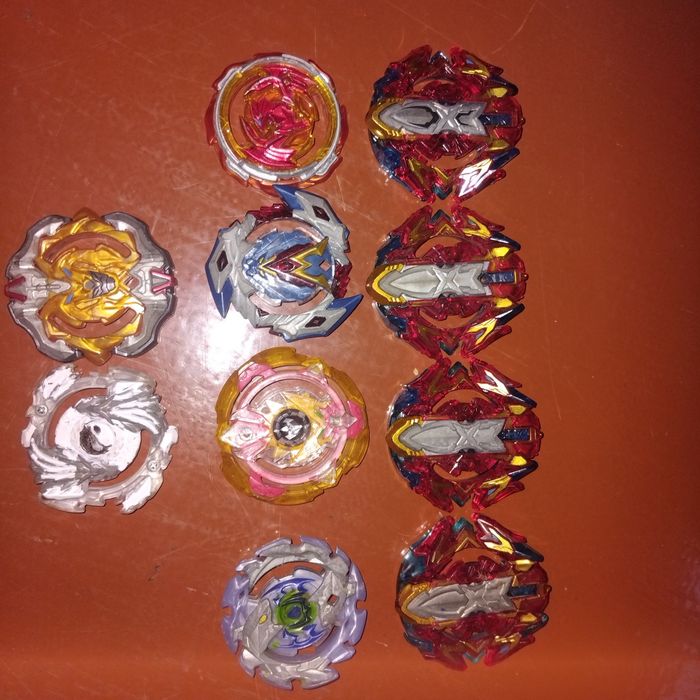 Крышки от бейблейдов