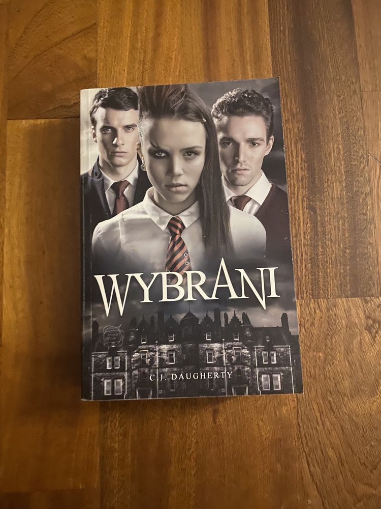 Wybrani - C.J. Daugherty