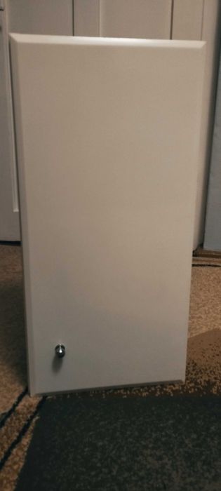 Szafka łazienkowa wisząca