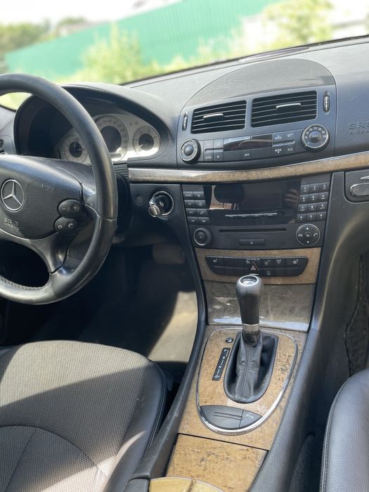 Mercedes w211  2008 год 2,2 cdi рестайлинг