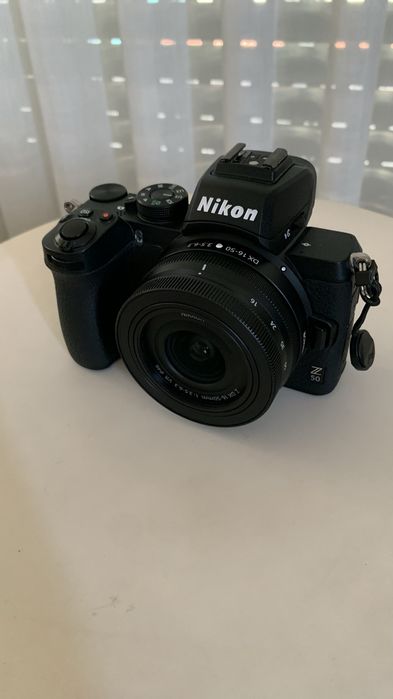Nikon Z50 + lente 16-50mm + extras (7.000 disparos)