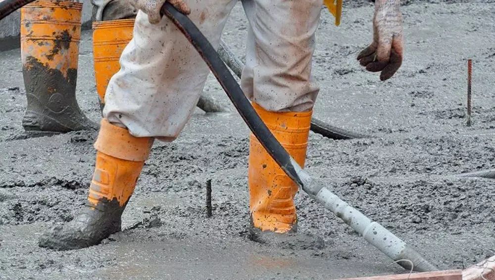 Buława wibrator do betonu - wynajem 24h