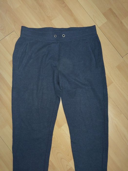 Solidne dresy damskie wiskoza r 40 42 L xl spodnie George ocieplone