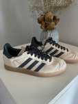 Adidas como novas