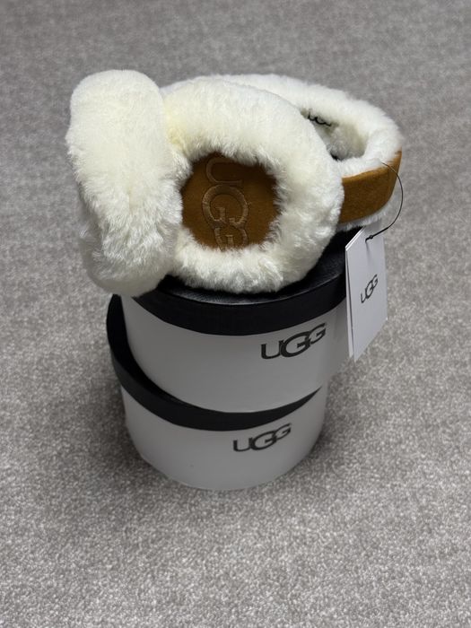 Навушники хутряні ugg, замшеві, з овчиною.