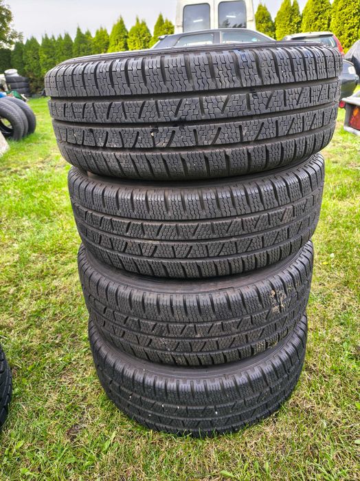 Opony i felgi stalowe 5x110 OC 65mm Zimowe Pirelli 215/60/R16C