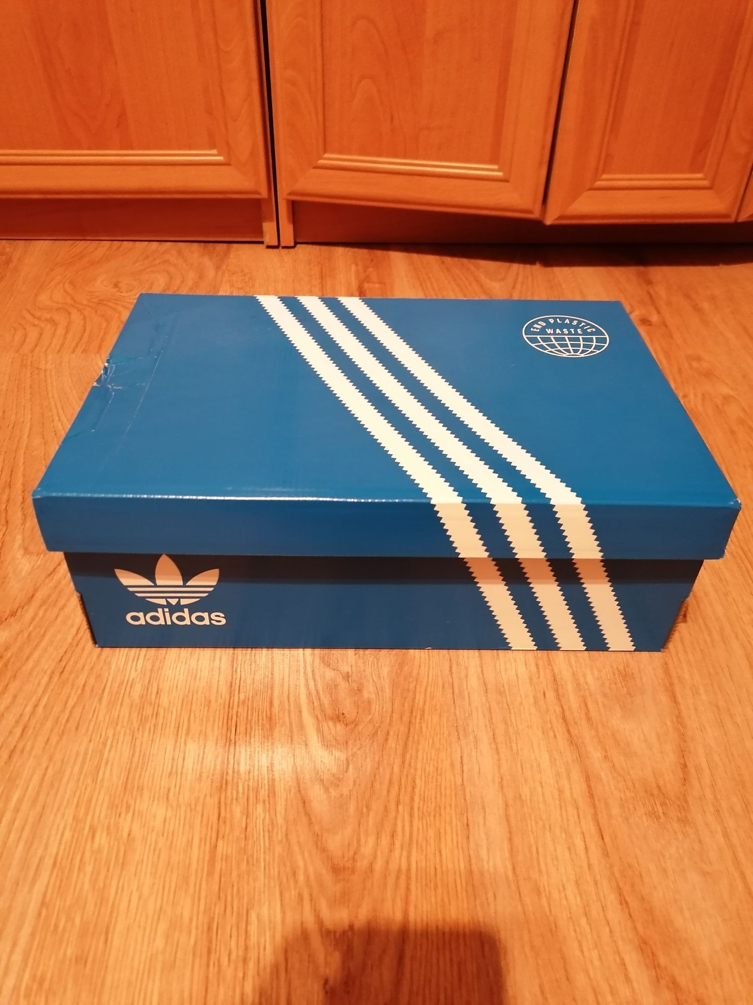 Adidas originals sneakers