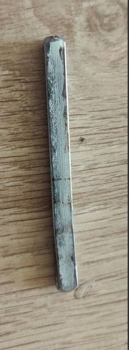 Klamki do drzwi wewnętrznych uszkodzone