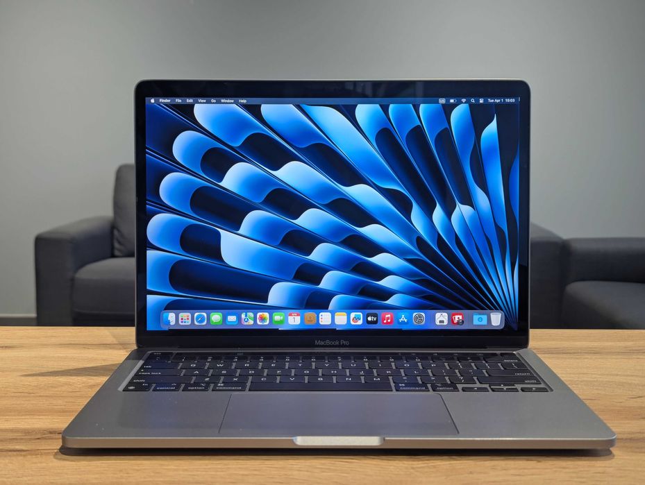 Macbook pro 13 2020 m1 16/512gb