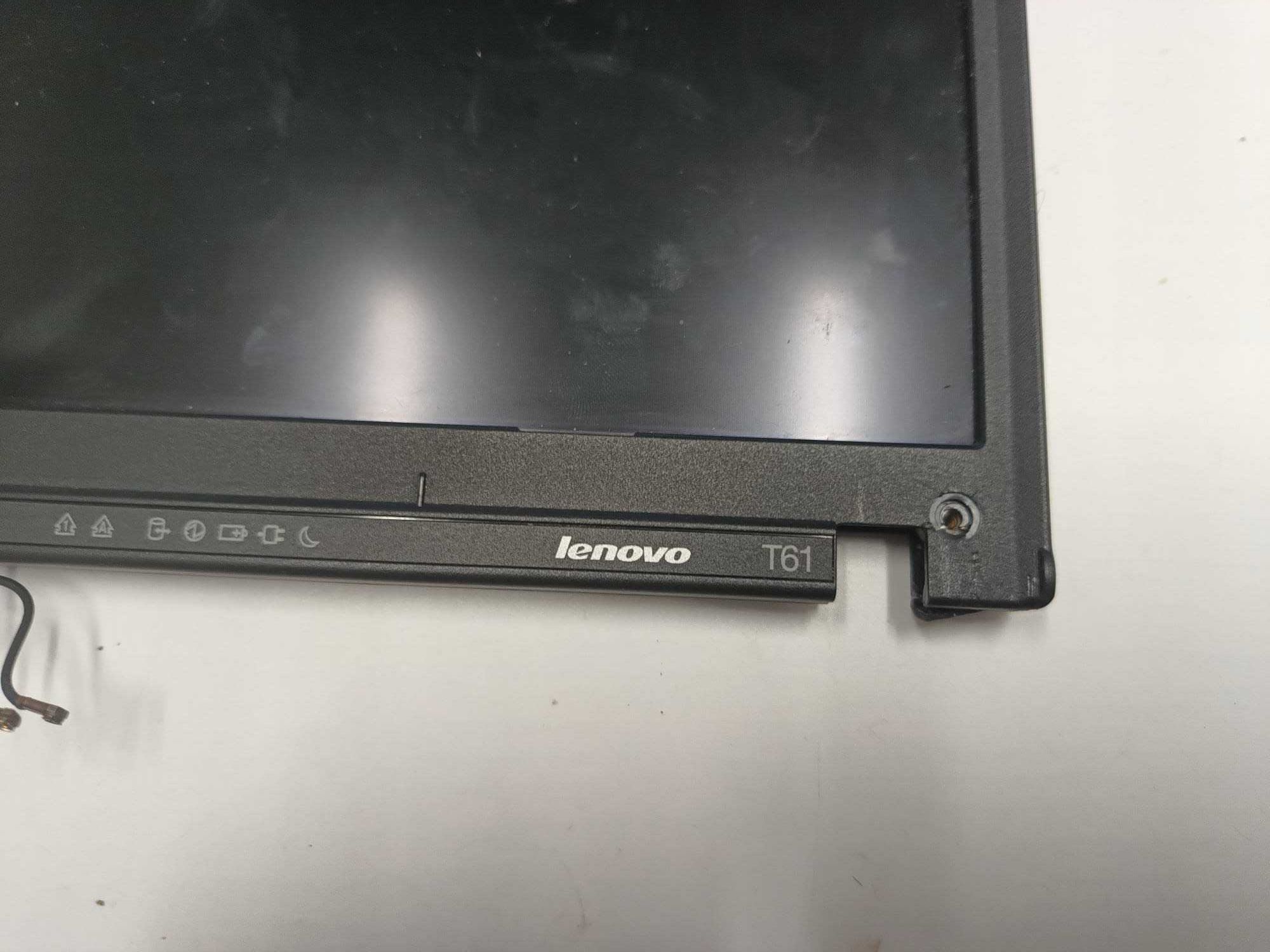 Klapka matrycy do Lenovo Thinkpad T61.