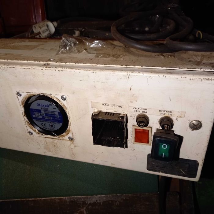 Smarownica do sowboardu i nart