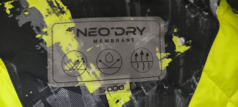 Kurtka narciarska 4F r.140 - membrana 5000