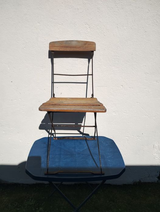 Krzesło poniemieckie składane.