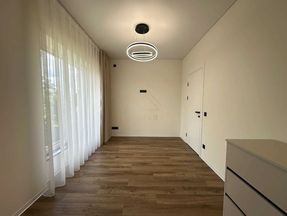 Продаж / БУДИНОК з ремонтом та меблями / НІХТО не жив / 135м2 / Гараж