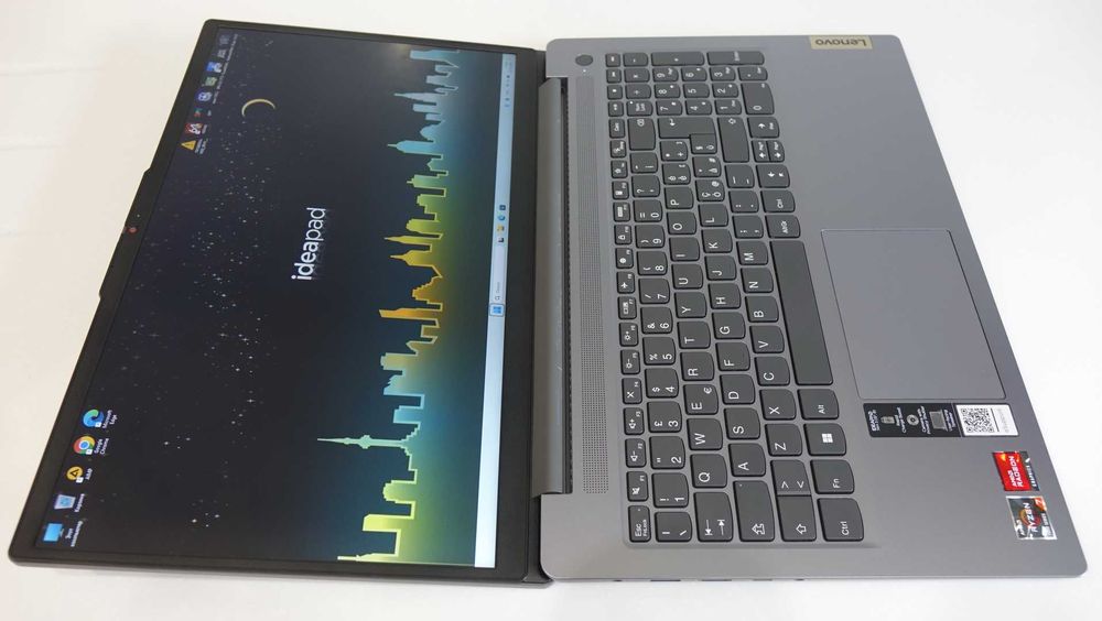 Идеал Lenovo IdeaPad Slim 3 15.6 IPS FHD Ryzen 7 7730 16GB 1TB АКБ 96%