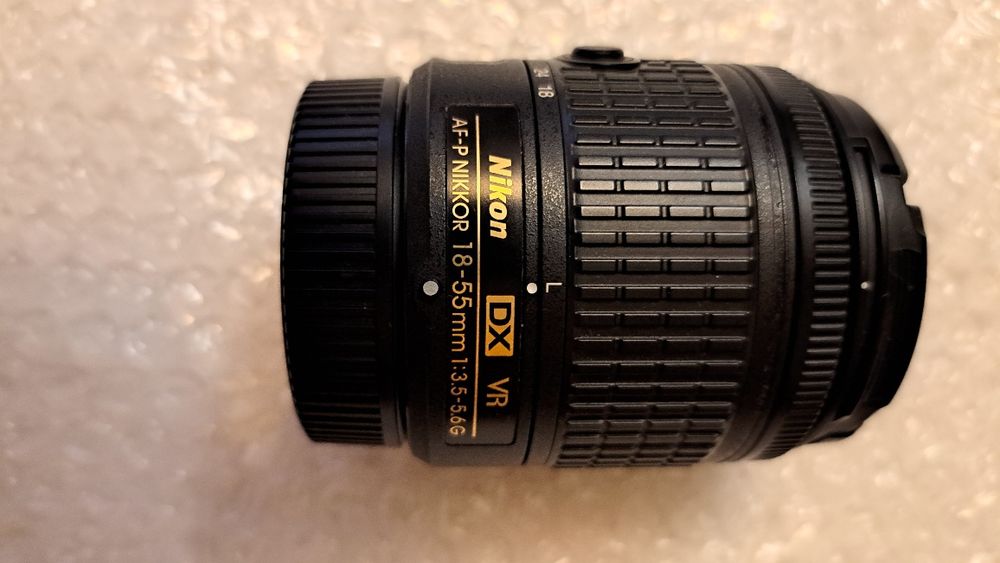 obiektyw nikon dx vr