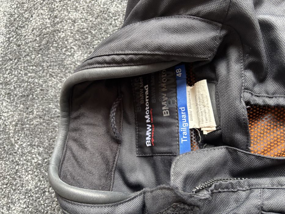 Fato mota  BMW TRAILGUARD com os interiores em GORE-TEX