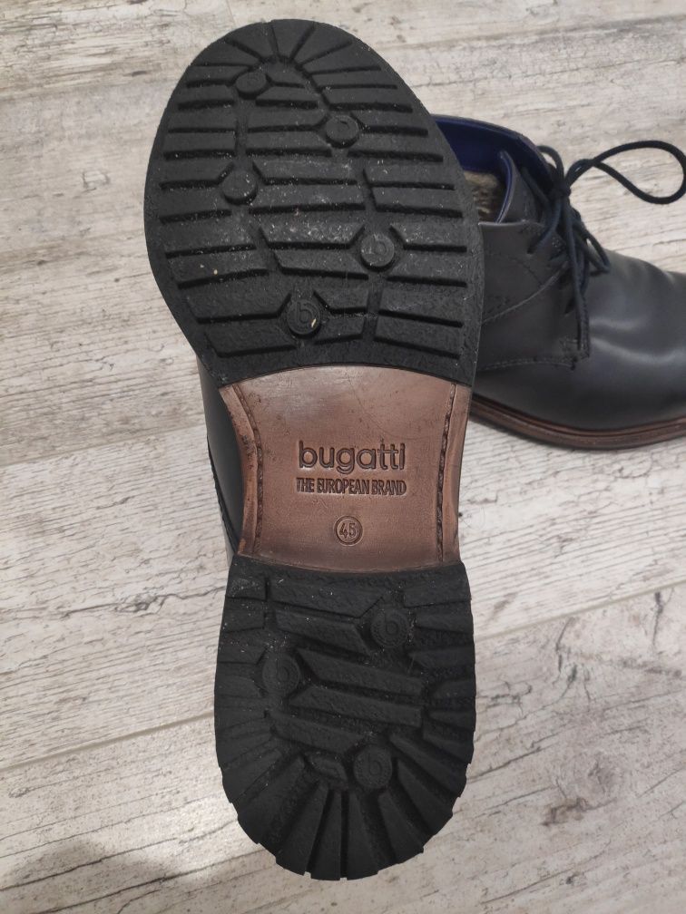 Buty męskie 45 Bugatti - zimowe, skórzane, ocieplane, granatowe